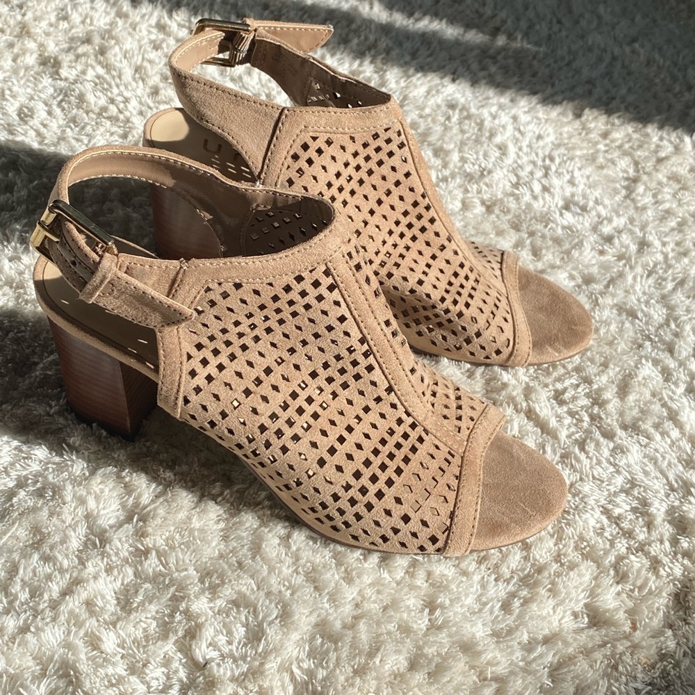 Women's Tan Peep-Toe Heeled Sandals